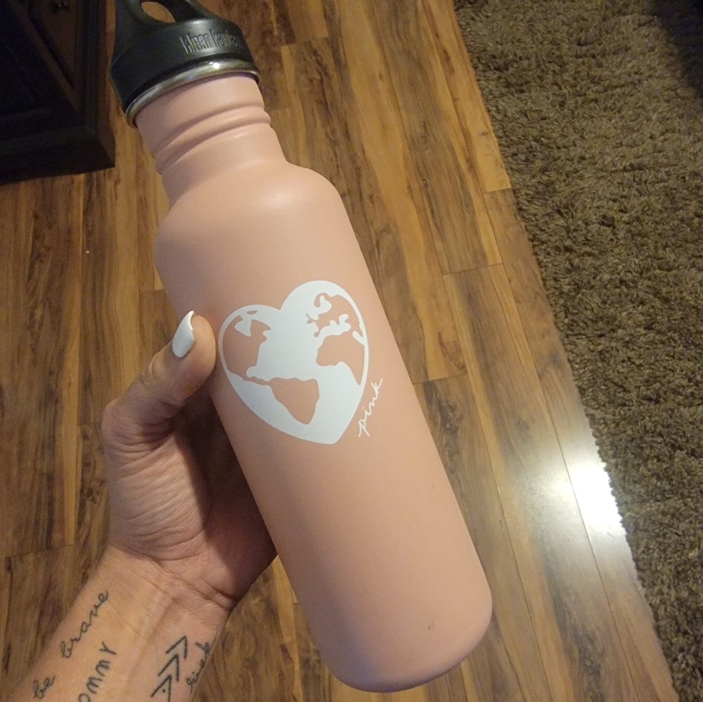 Victoria Secret PINK kleen canteen pink water bottle 27 oz